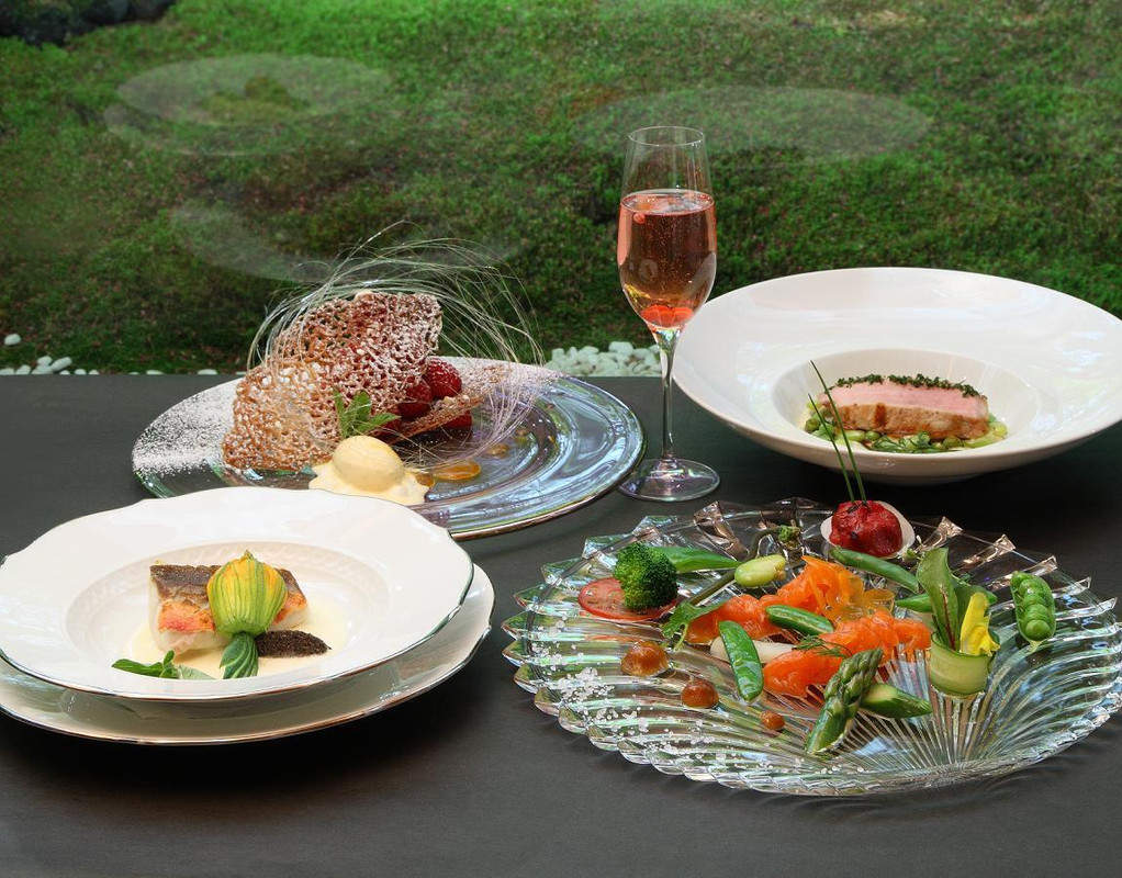 オーベルジュ・ド・プリマヴェーラ（オーベルジュ ド プリマヴェーラ） / 2