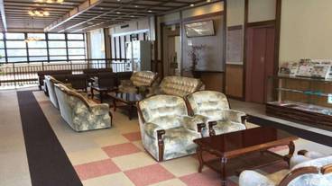 ロビー応接スペース / 2