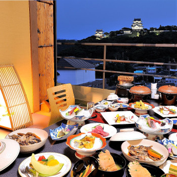 平戸の街を一望する美食の宿「国際観光ホテル 旗松亭」3558962