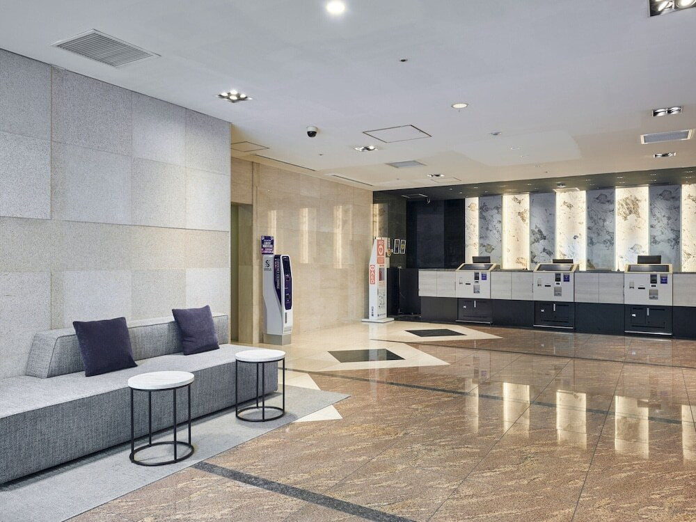 ロビーラウンジ