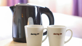 ラージツインルーム (27.4平米) 禁煙