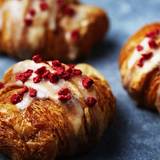 クロワッサンが人気
2種類から選べる朝食 / 3