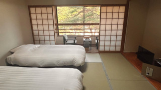 和ベッド8畳 禁煙 (バスなし)