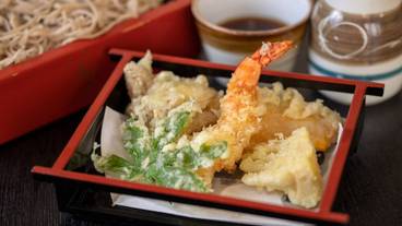 食事・飲み物 / 4