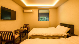 [渓流眺望]サウナ＆源泉露天風呂付き洋室ツイン(2025年誕生)