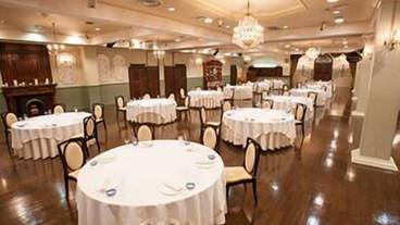 屋内結婚式場 / 17