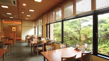 朝食スペース / 5