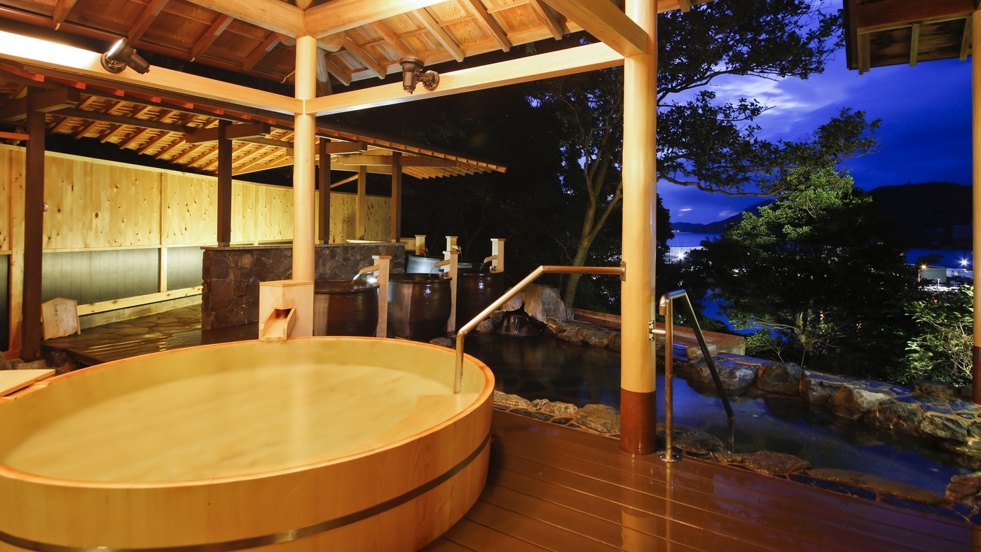 露天風呂、貸切風呂、足湯…多彩なお風呂が楽しめる「温泉村」3569269