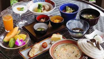 朝食 / 3