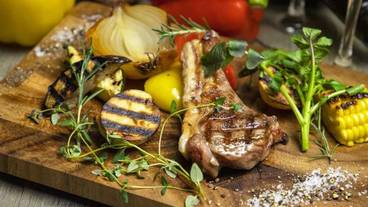 食事・飲み物 / 6