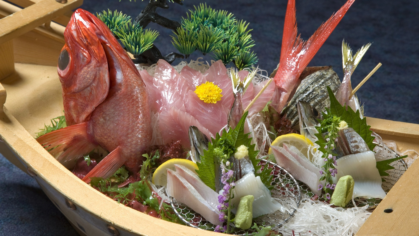 朝から舟盛りがいただける！料理自慢の旅館3250726