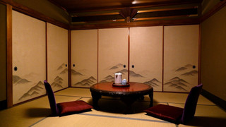 ファミリールーム　専用バス・トイレ