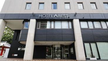 施設の入り口 / 20