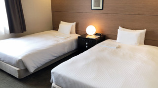 スタジオ シングルベッド 2 台