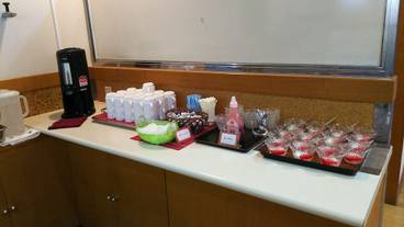 食事・飲み物 / 12