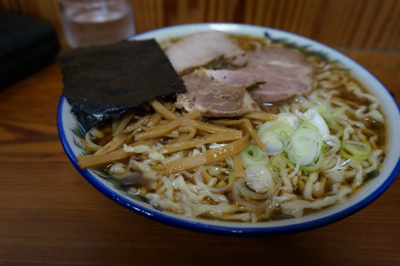「ケンちゃんラーメン」料理 76402 中華そば　こい口（普通盛）