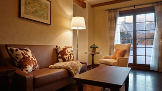 【ロッジ棟】デラックスクアドラプル(ベッド4台)