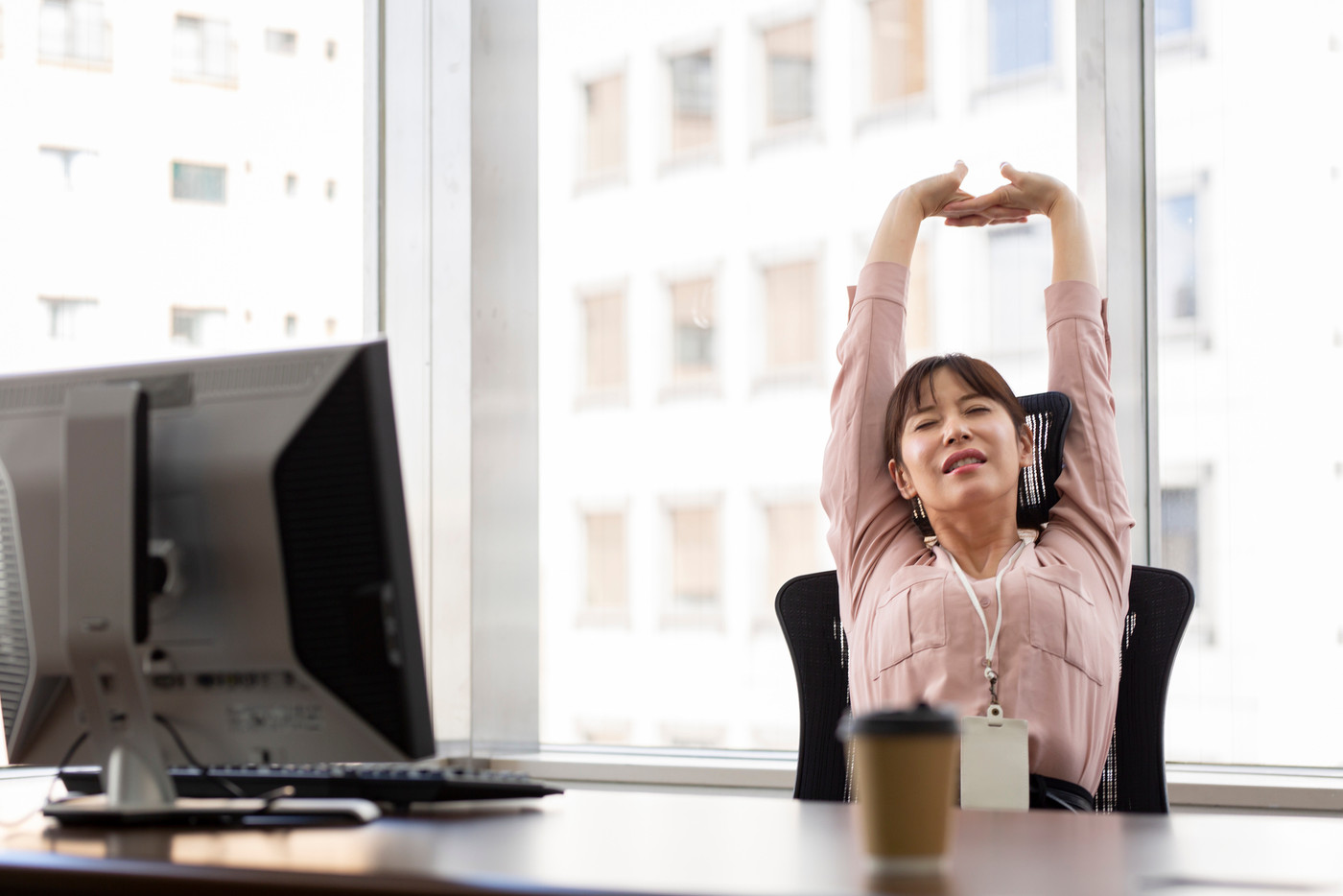 ビジネスシーン_疲労