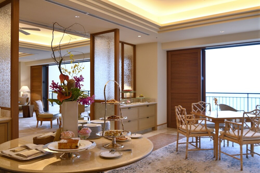 全長760mのビーチが目の前！カップルで上質ステイを満喫4065204