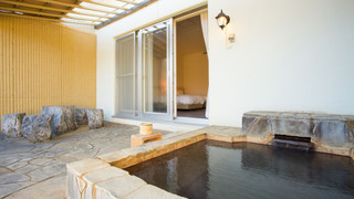 露天風呂付和室又は和洋室