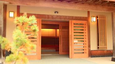 施設の入り口 / 5