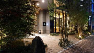 施設の入り口 / 18