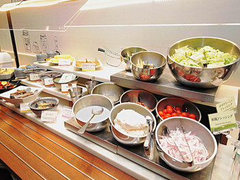 メインが選べる！ハーフバイキングスタイルの朝食3995777