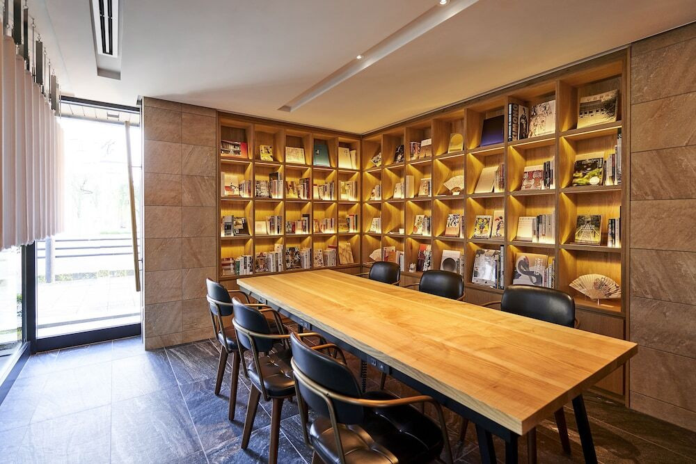 ロビー応接スペース