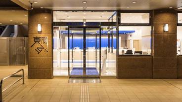 施設の入り口 / 7