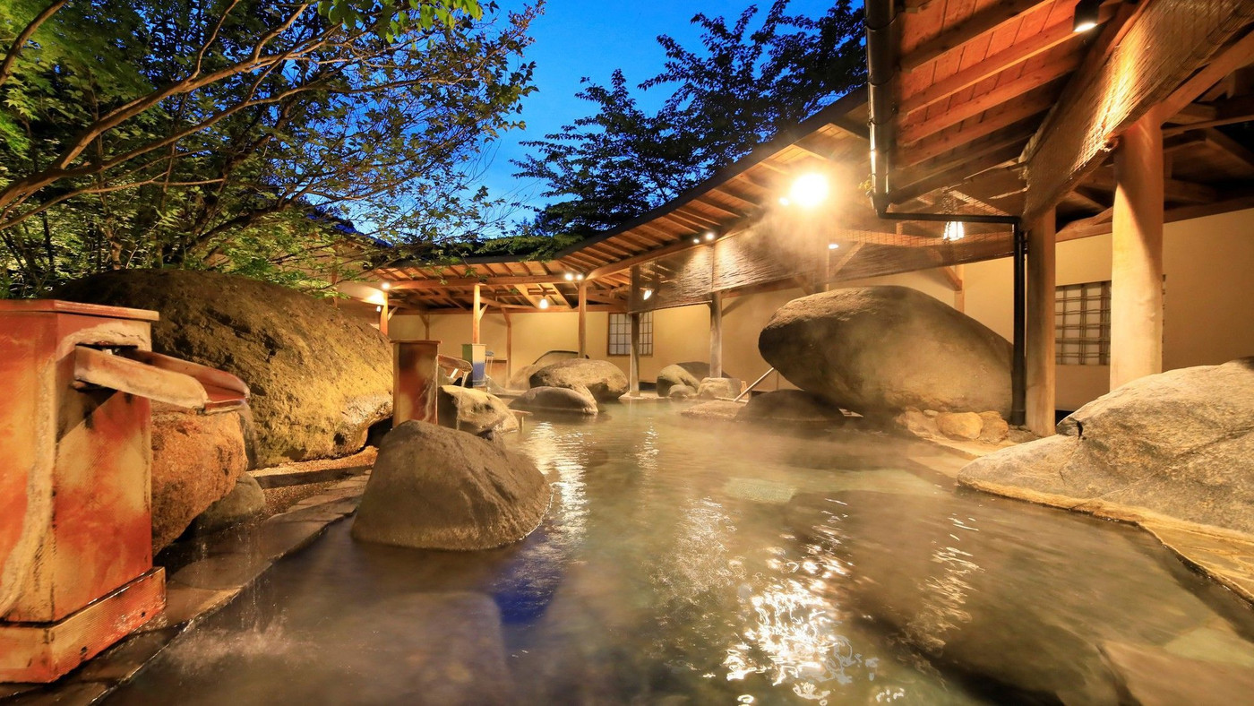 風情のある露天風呂でまったりと♪3914241