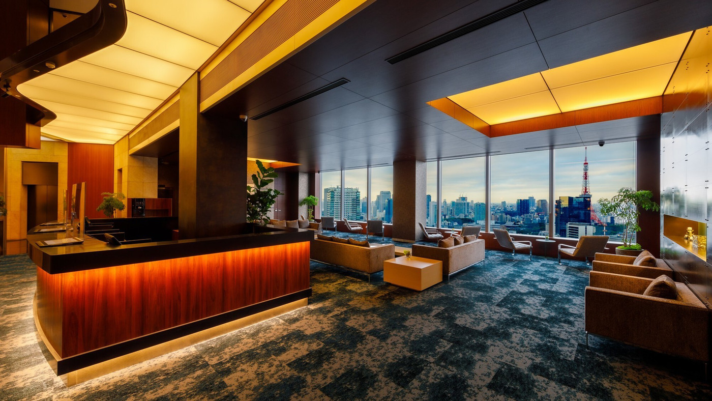 ダイナミックな夜景とアートに浸る4042293