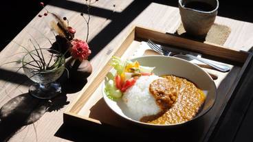 食事・飲み物 / 2