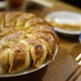 ぎょうざも人気 / 4