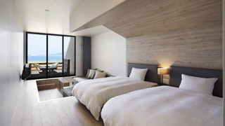 バークロッジ(ポートエリアにてチェックイン)