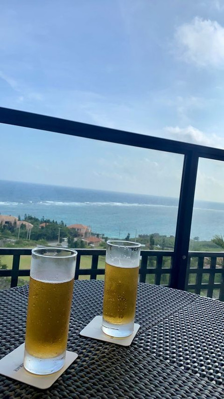 バルコニーのテラス席でお酒を飲んだり / 6