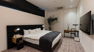 ペントハウス 禁煙 (145平米/ベッドサイズ210x195cm)