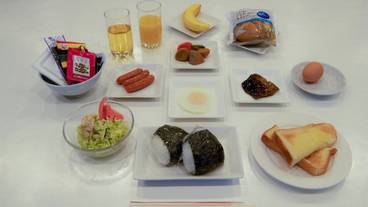 食事・飲み物 / 4