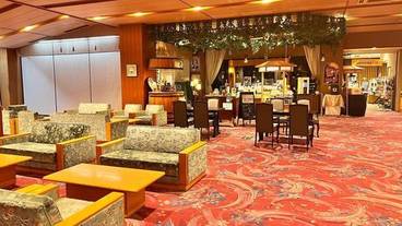 ロビーラウンジ 華 / 2