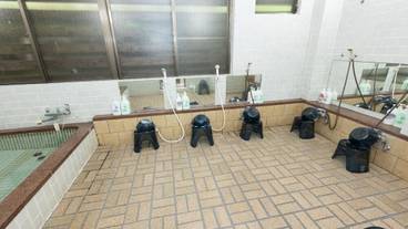 客室内のダイニングエリア / 36