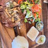 THE HIDEAWAY FACTORY（ザハイドアウェイファクトリー）