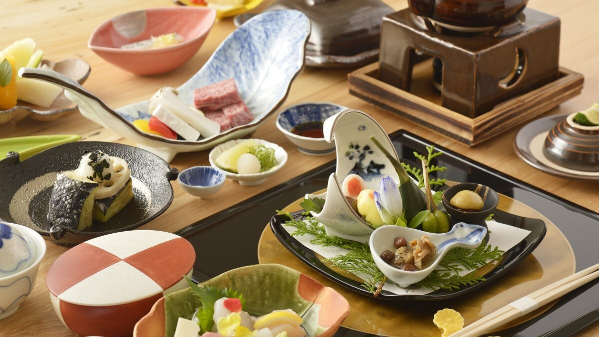 強羅花扇 円かの杜（ゴウラハナオウギ　マドカノモリ） / 1