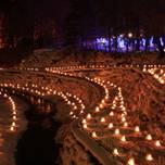 小さなかまくらライトが可愛い。湯西川温泉かまくら祭りへ行こう