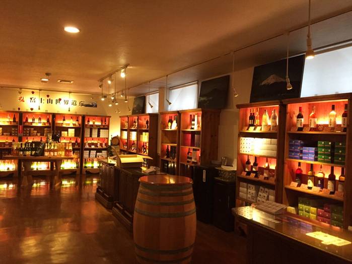 ワインセラー見学で
記念のお土産も / 2