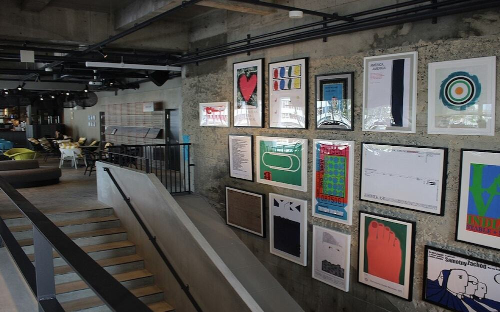 内部エントランス