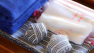 トラディショナル 4 人部屋 共用バスルーム