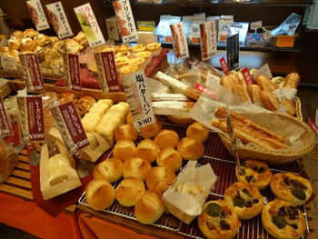 「セイロン ティー＆ブレッド 天神橋店」内観 783609 