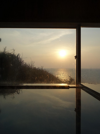 紀州の絶景と美食に酔いしれる4002877