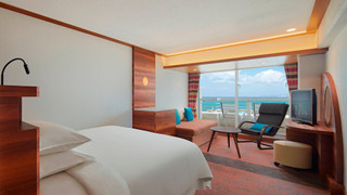 ルーム ダブルベッド 1 台 オーシャンビュー タワー(ダブルルーム)