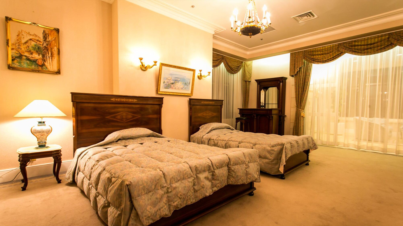 屋内プールやゴルフが楽しめる♪お姫様気分を満喫できるゴージャスさが◎3965320