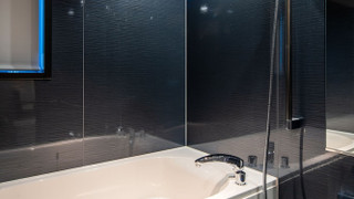 Room#502 デラックスルーム キング